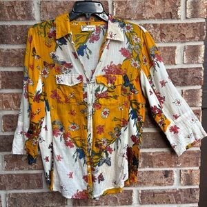Floral Button-Down Shirt in Yellow and White